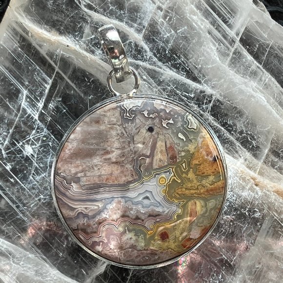 Crazy Lace Agate Stone Crystal Jewelry Pendant - Picture 1 of 11